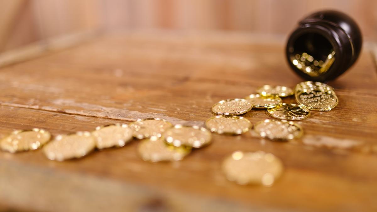 monede-de-aur-din-secolul-sapte-au-fost-gasite-intr-un-zid--locatia-dateaza-din-vremea-lui-iisus-si-a-apostolilor-sai_36826800