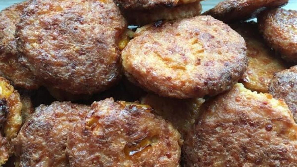 chiftelute-din-dovlecei--o-adevarata-delicatesa-usoara--o-portie-are-doar-90-de-calorii_42258800