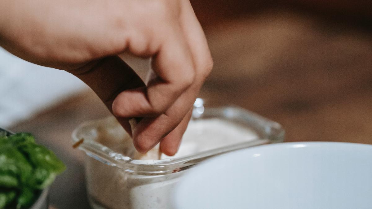 cum-se-face-sosul-american-ranch--este-perfect-pentru-salate_79840500