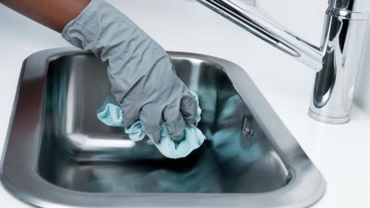 foloseste-acest-produs-in-locul-detergentilor-obisnuiti-si-vei-economisi-un-pumn-de-bani_85352400