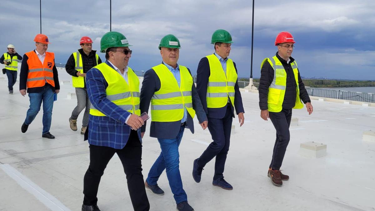 pod_foto_facebook_horia_teodorescu_96756000