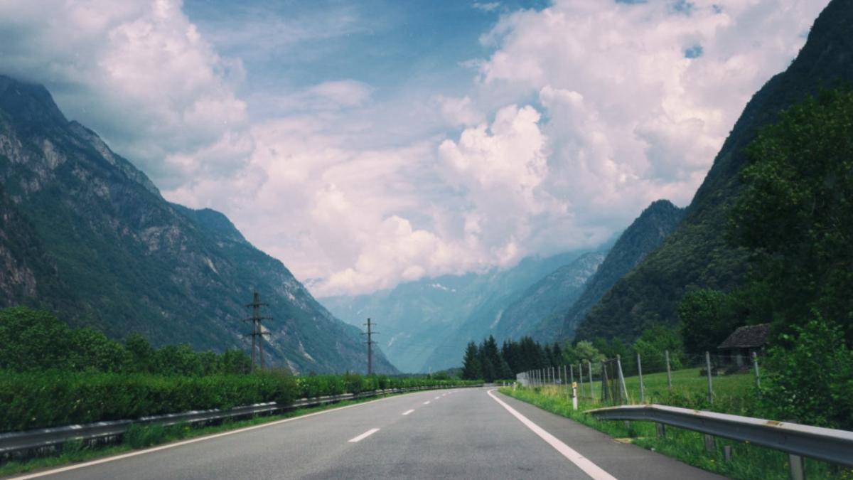 prc-e2prc-80prc-9edumnezeu-a-lasat-vesnicia-pentru-ca-romanii-sa-construiasca-o-autostradaprc-e2prc-80prc-9d--n--noica-exceptional-cine-a-scris-acest-lucru_39719900