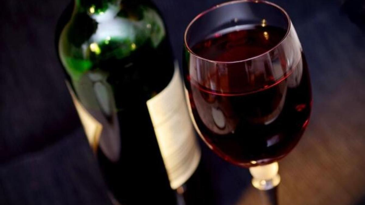 adauga-putin-bicarbonat-in-vin--o-tehnica-simpla-despre-care-toata-lumea-ar-trebui-sa-stie_38709600