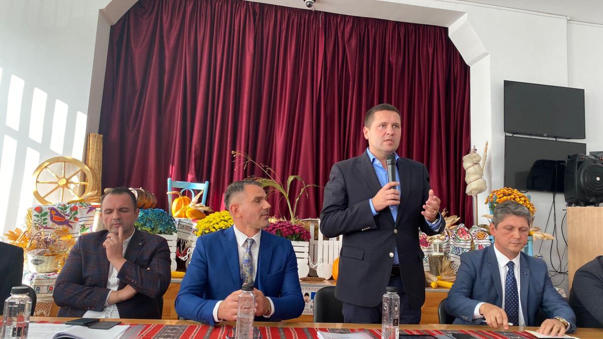 corneliu-stefan_11452700