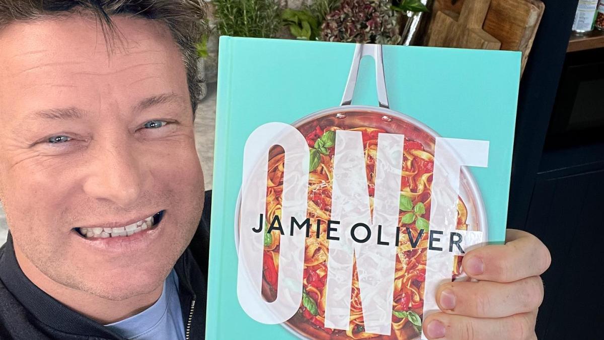 jamie_oliver_dislexic_fb_70821400