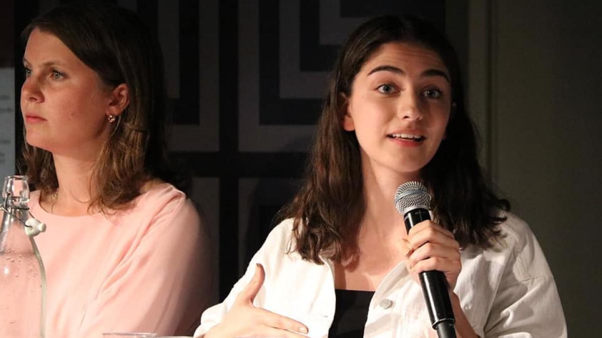 romina-pourmokhtari_28128300