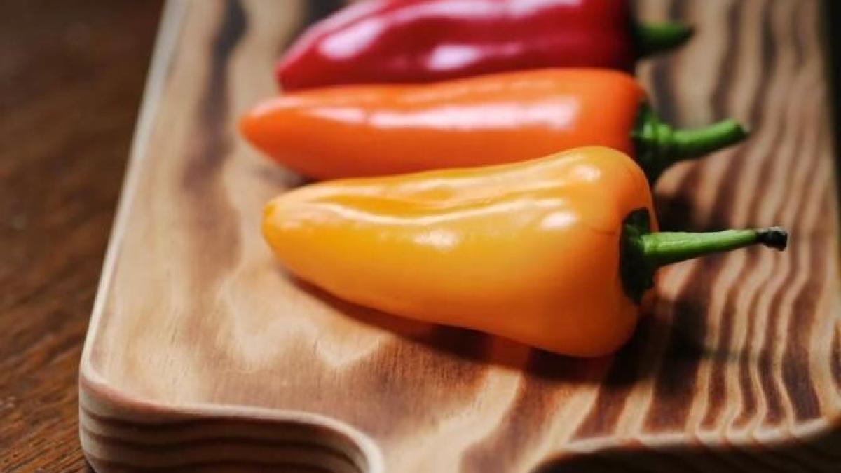 ardei-umpluti-cu-ton-si-ricotta--o-mancare-delicioasa--cu-doar-240-de-calorii_23855100