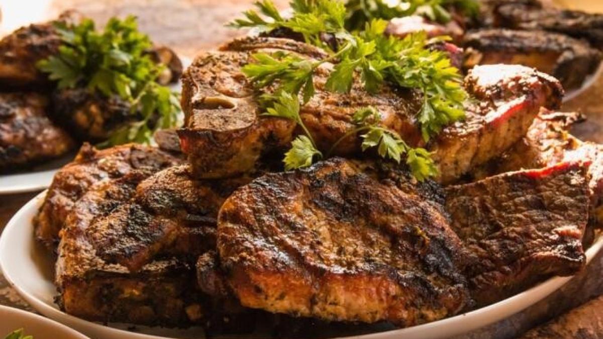 cu-cat-timp-inainte-trebuie-sa-scoti-carnea-din-frigider-pentru-a-o-gati--sfatul-bucatarilor_46298100