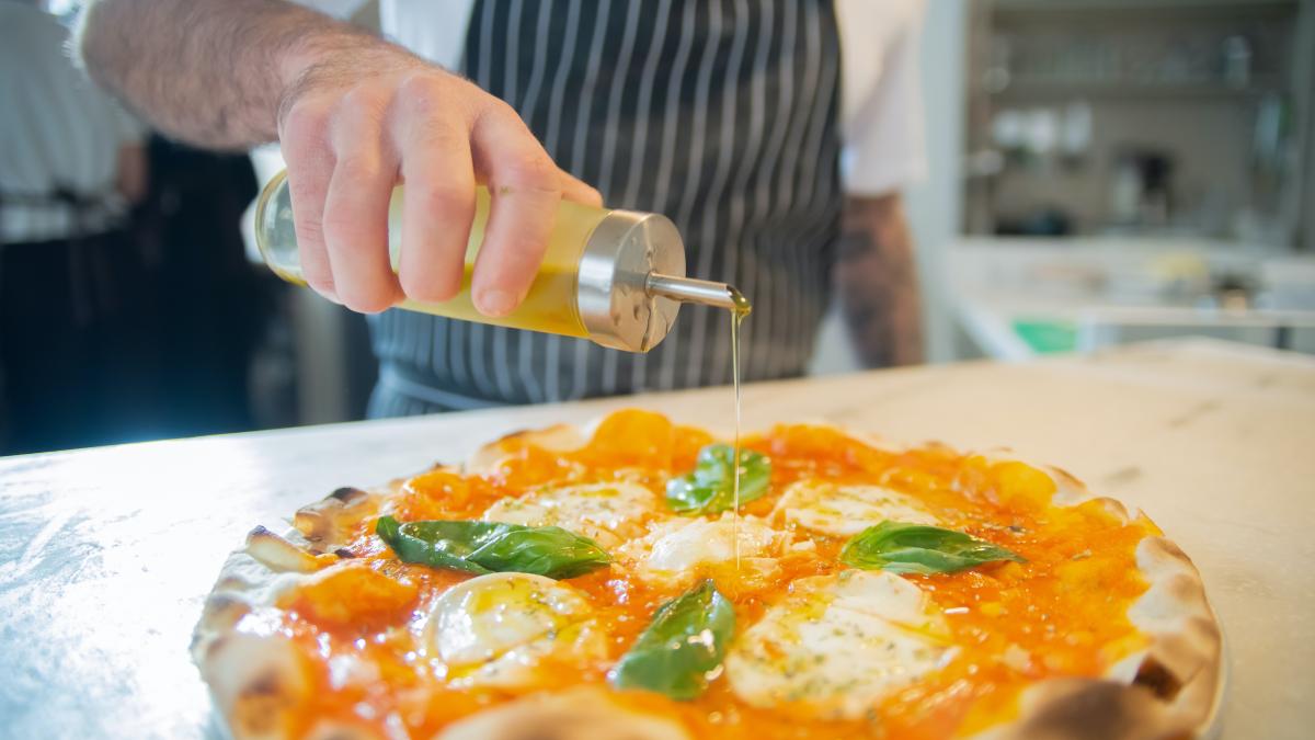 pizza_margherita_italia_restaurant_inchis_pxl_40402600