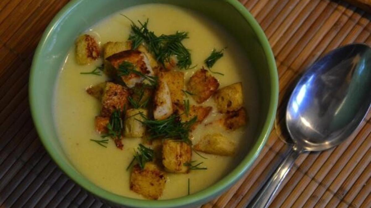 supa-frantuzeasca-de-ceapa-cu-crutoane--reteta-clasica_61049100