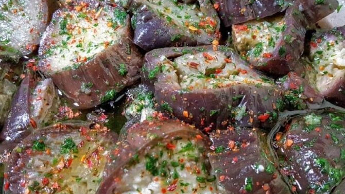 vinete-prajite--in-sos-de-smantana--toata-familia-va-crede-ca-ai-pregatit-ciuperci_69748300