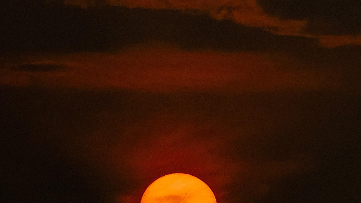 eclipsa_soare_nasa_mituri_pxl_70368400