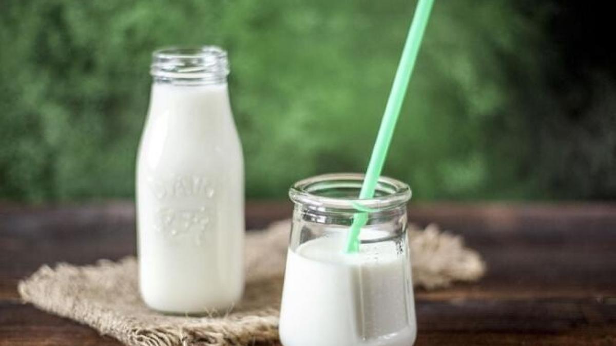 iaurt-grecesc--facut-in-casa-dintr-un-borcan-de-iaurt-simplu--urmati-acesti-pasi-si-bucurati-va-de-rezultat_17145300