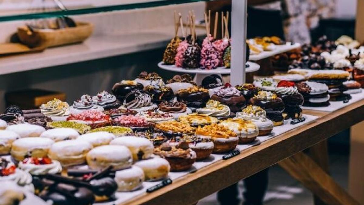 atentie-la-alimentele-care-contin-calorii-goale--care-sunt-si-de-ce-trebuie-sa-le-limitam-consumul_24767500