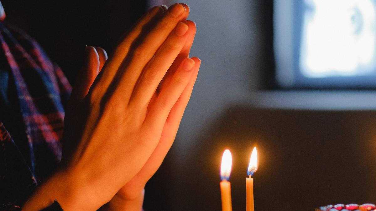 calendar-crestin-ortodox--sarbatoare-27-octombrie---cruce-rosie_27916300