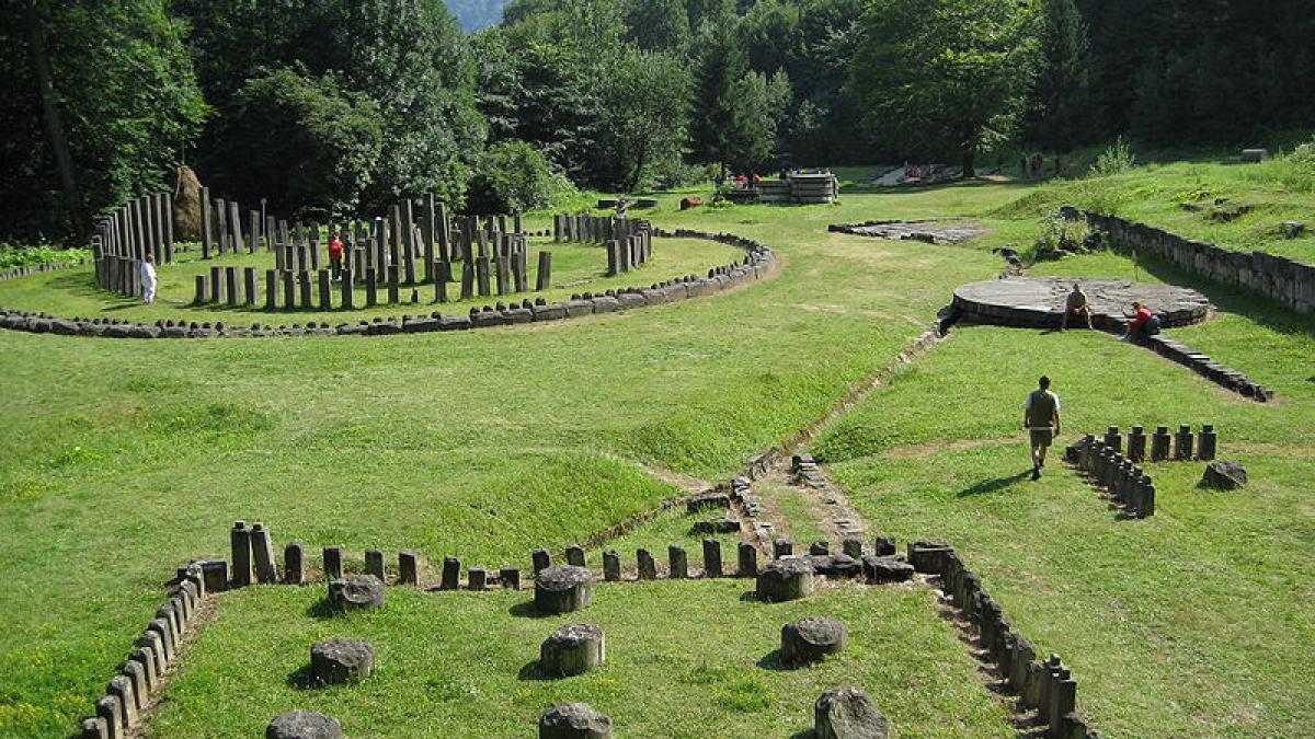 sanctuarele_de_andezit_04186100