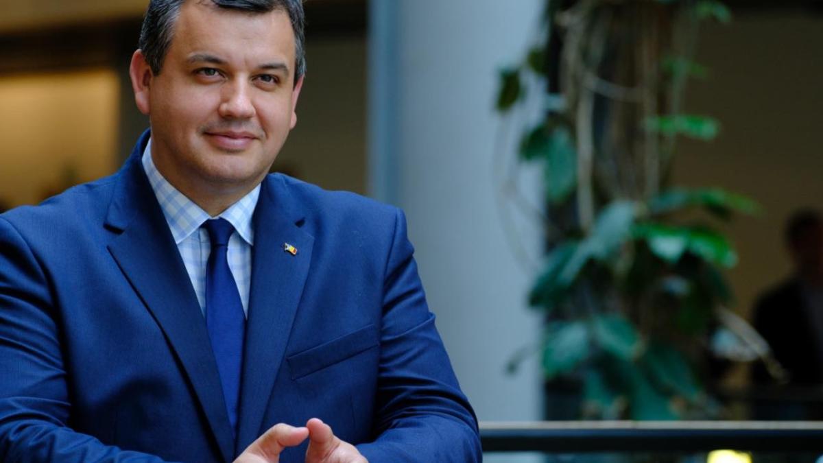 eugen-tomac-dreapta-intotdeauna-a-adus-prosperitate--locuri-de-munca--pensiile-trebuie-marite-cu-25prc-_47036200