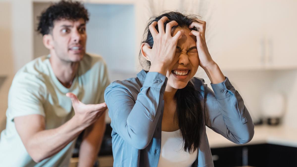 prc-e2prc-80prc-9dai-putea-sa-vorbesti-cu-mine-fara-sa-tipiprc-e2prc-80prc-9d--ce-trebuie-sa-faci-daca-partenerul-tipa-la-tine_12392800