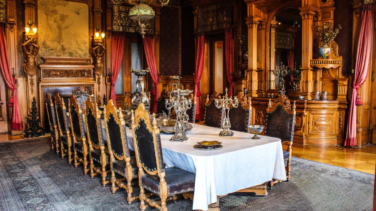 miliardarii-lumii-petrecere-la-bran_27196800