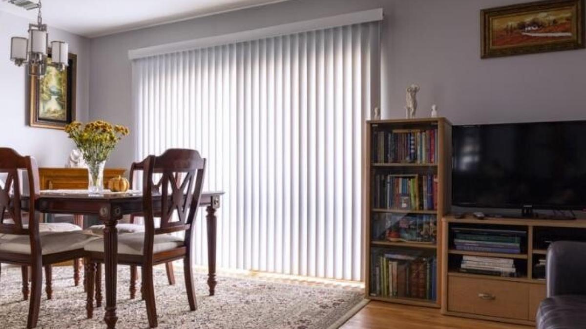 foloseste-acest-produs-si-dulapul-de-lemn-va-fi-ca-nou-printr-o-magie--convinge-te-si-tu_27943500