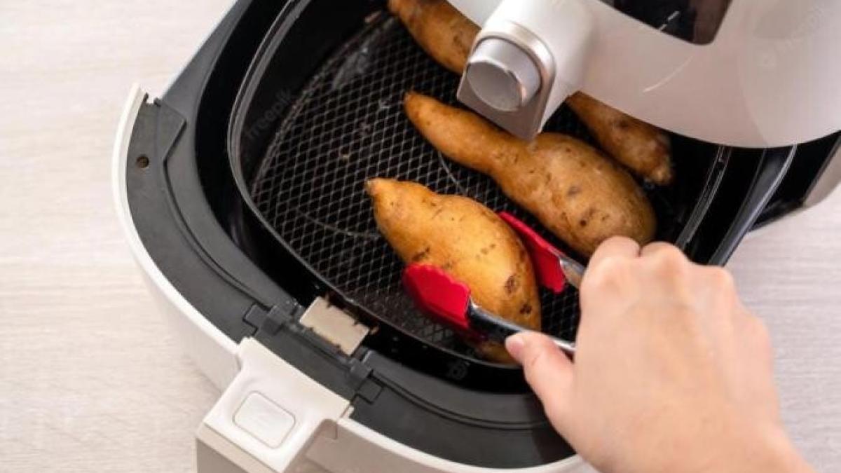 cinci-greseli-pe-care-trebuie-sa-le-eviti--daca-vrei-ca-friteuza-cu-aer-cald-sa-functioneze-mai-multi-ani_53424000