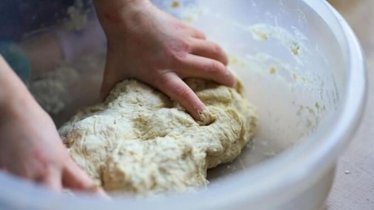 ingredientul-care-face-aluatul-incredibil-de-moale-si-pufos_18698500