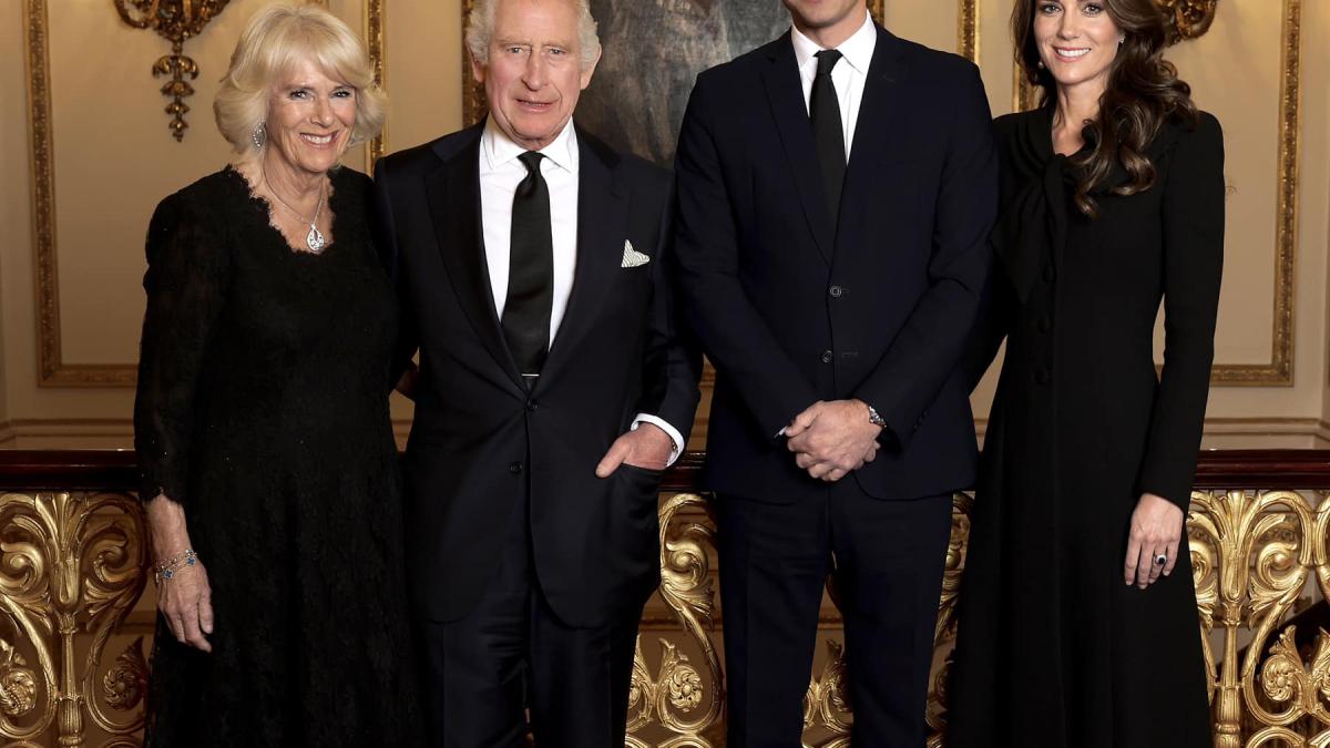 membrul-familiei-regale-care-nu-mai-trebuie-sa-faca-reverente-in-fata-celorlalti_30242400