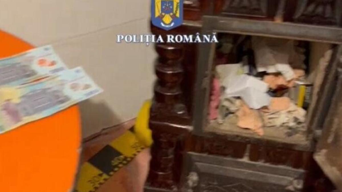 perchezitie-la-hotul-sacului-cu-bani-din-masina-postei-peste-28-000-de-lei--gasiti-intr-o-soba_52902500