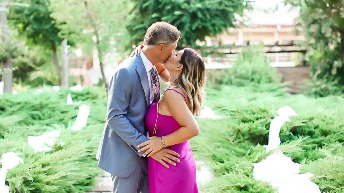 ela-craciun--despre-relatia-cu-sotul-ei-este-un-lucru-la-care-trebuie-sa-lucrez--m-am-lasat-dusa-de-sentimentul-cu-care-ne-am-obisnuit_54732700