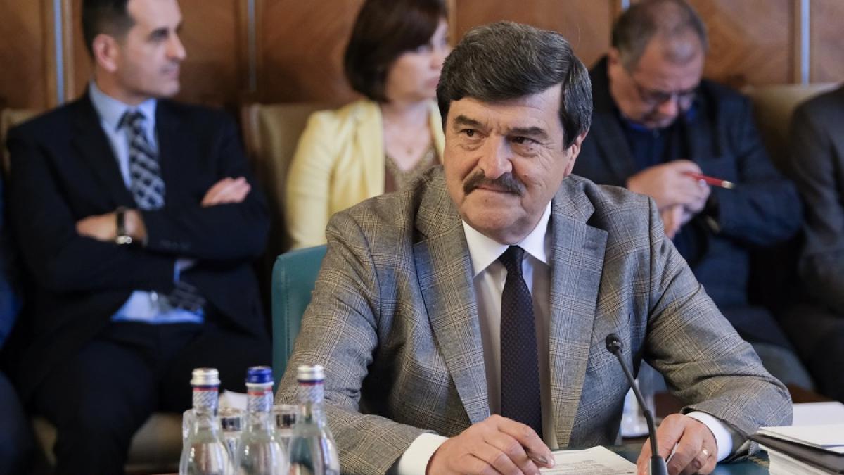 prefectul-capitalei--toni-grebla--va-ataca-in-contencios-administrativ-dispozitiile-primarului-armand--dupa-notificarea-ani_83797200