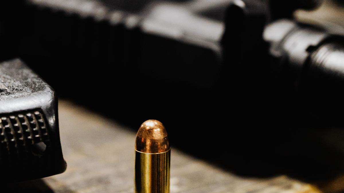 un-avion-de-pasageri-a-fost-lovit-de-un-glont-la-aterizarea-pe-aeroportul-din-beirut_64109900