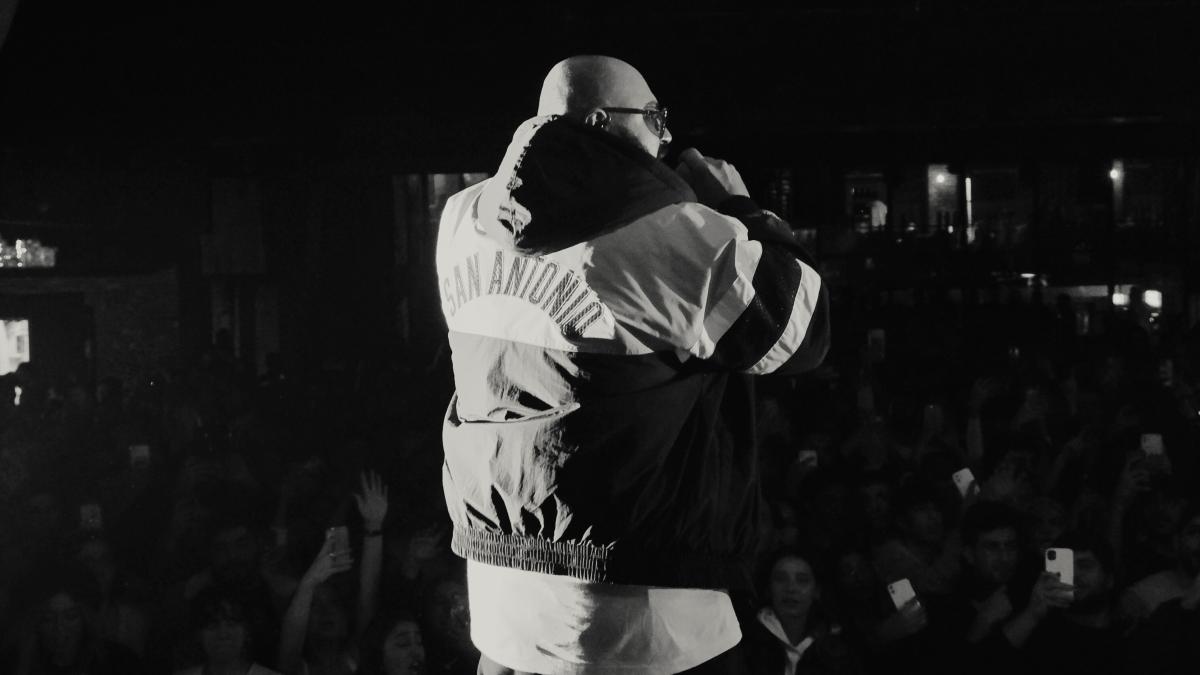 de-la-inchisoare-la-lupta-cu-depresia--rapperul-fat-joe-se-reinventeaza--ce-a-scris-intr-o-carte-autobiografica_34951600