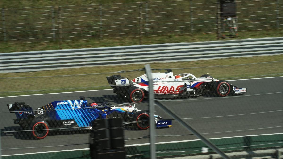 f1--magnussen-pleaca-de-pe-prima-pozitie-in-cursa-ce-stabileste-grila-mp-a-braziliei_68126100