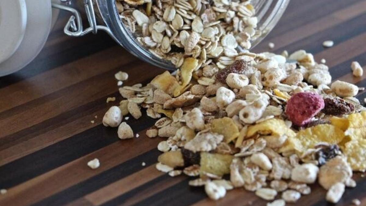 consuma-fulgi-de-ovaz-in-fiecare-dimineata---au-efecte-benefice-incredibile-asupra-mintii-si-corpuluiprc-c2prc-a0_61178200