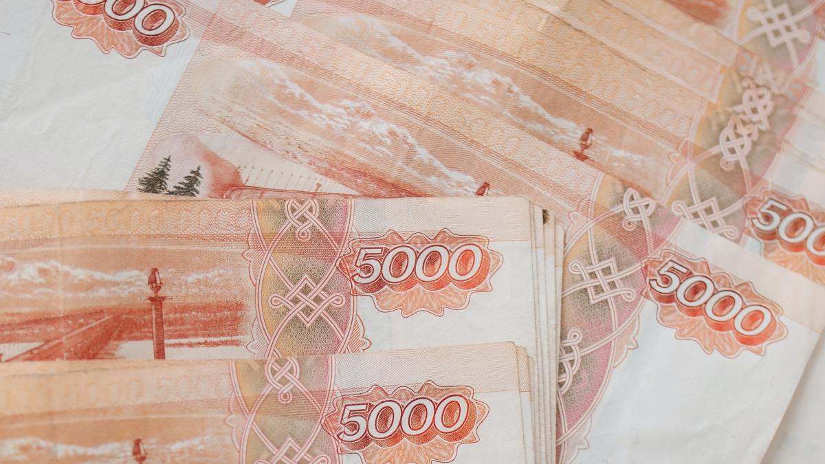 soldatii-rusi-primesc-premii-in-bani-pentru-distrugerea-armelor-ucrainene--la-ce-sume-se-ridica_04584200