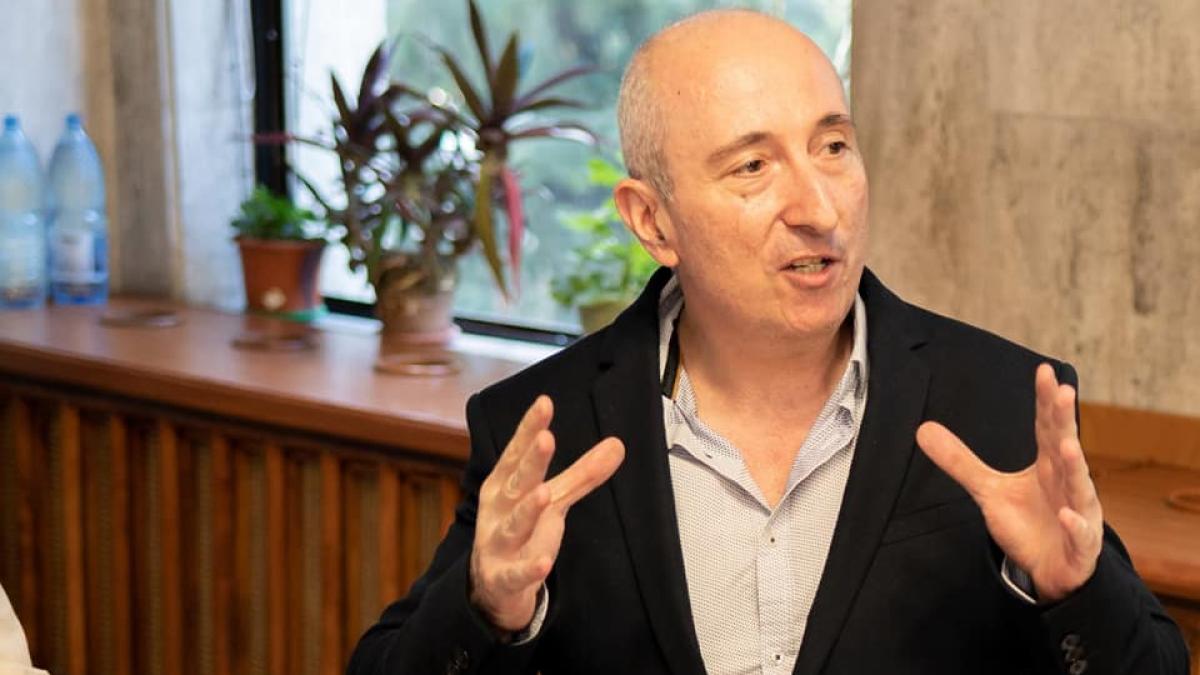 ion_ovidiu_panisoara_fb_20720500