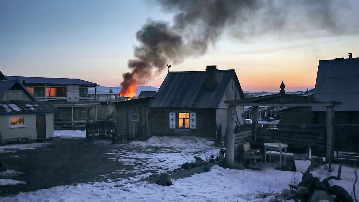 intoxicatia-cu-monoxid-de-carbon---cauze--simptome--diana-bulgaru-victimele-sunt-gasite-cu-mainile-pe-clanta_96670900