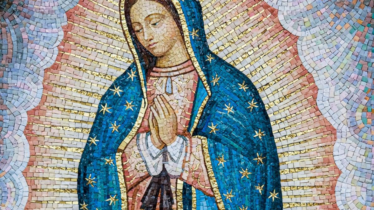 braul-maicii-domnului-la-biserica-sfantul-gheorghe-nou_87447300