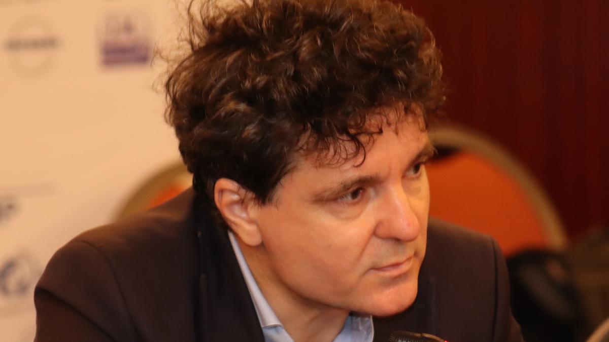 nicusor-dan-piata-unirii_70734900