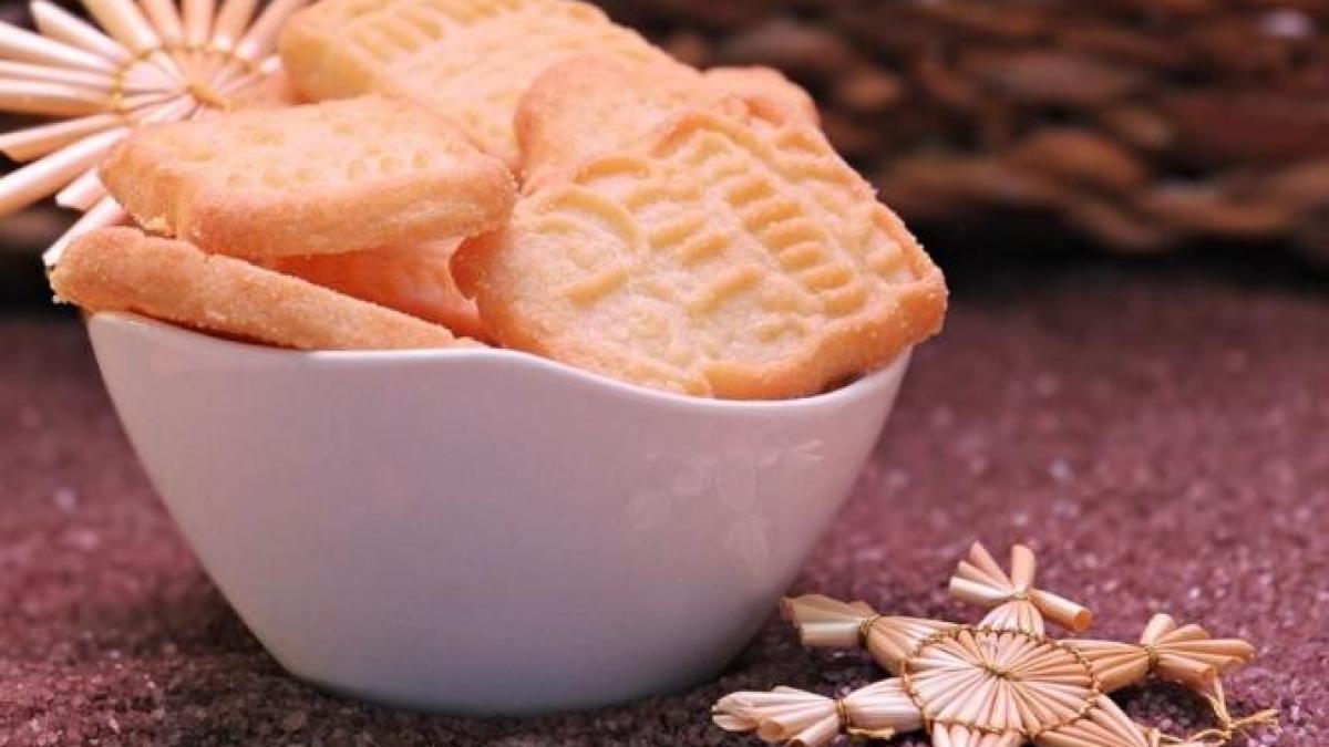 biscuiti-fara-faina--preparati-din-doua-ingrediente--o-portie-are-doar-60-de-calorii_03155000