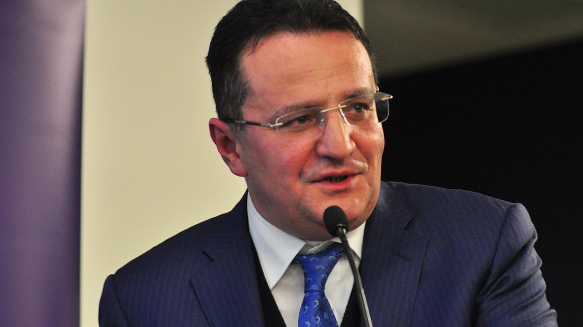 george_maior_02_34321100