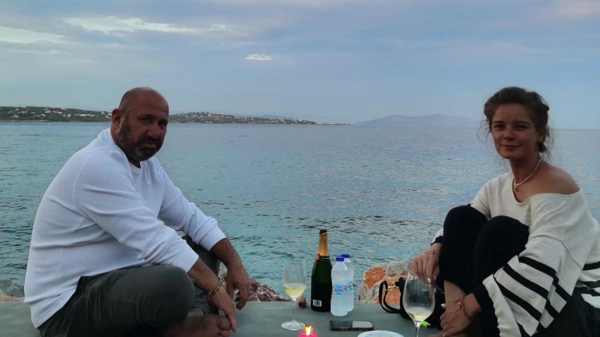 catalin-scarlatescu--despre-diferenta-de-varsta-de-18-de-ani-dintre-el-si-doina-teodoru-am-asteptat-o-multprc-e2prc-80prc-a6-eu-nu-ma-simt-batran_30989700