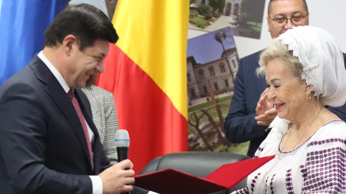 mioara-velicu_80756500