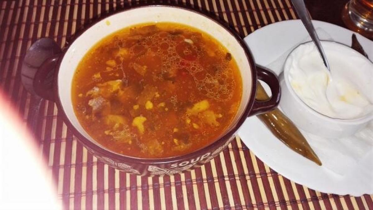 ciorba-de-varza-murata-si-bureti--reteta-inedita_53602600