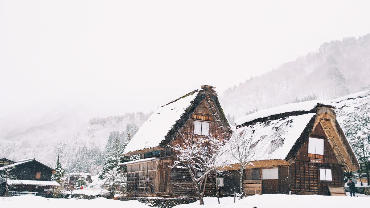 tepari-cu-cabane-de-revelion_46894200