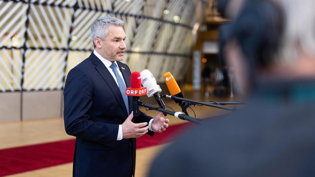 nehammer_austria_croatia_gaze_38607300