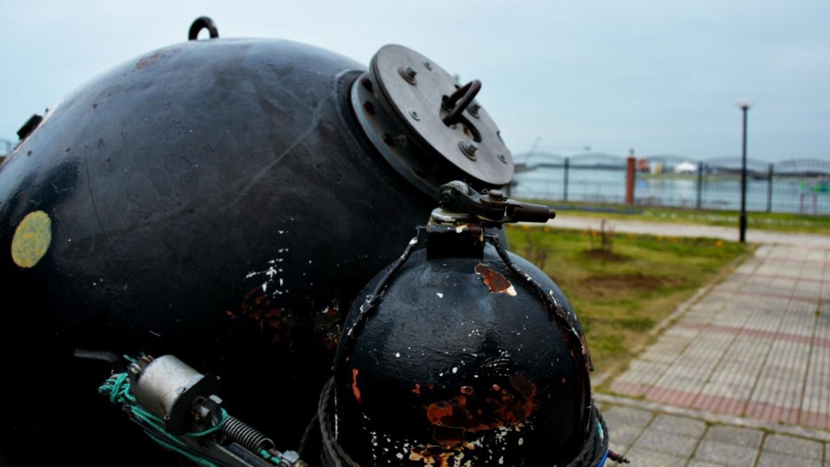 mina-marina--in-deriva-aproape-de-portul-constanta--scafandrii-militari-au-neutralizat-o_02523900