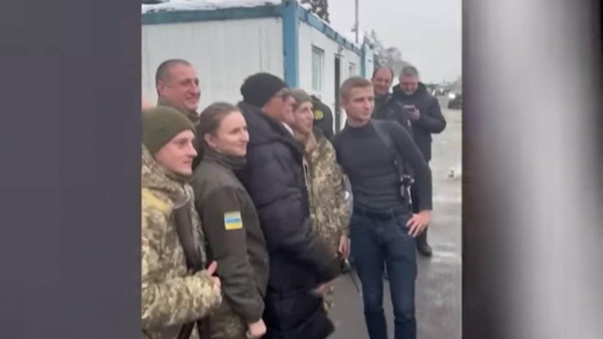 jean-claude-van-damme-ucraina-soldati_27176400