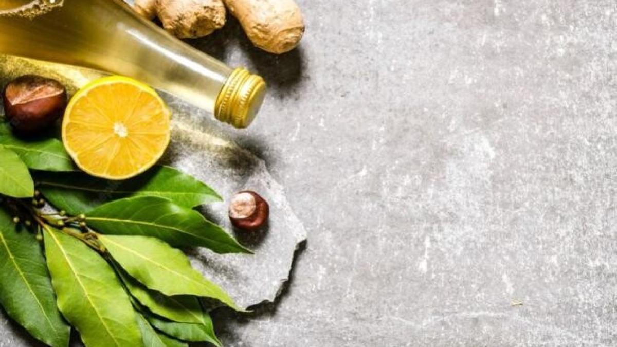 pune-cateva-frunze-de-dafin-si-felii-de-lamaie-intr-un-litru-de-apa--vei-face-mereu-asta--dupa-ce-vei-vedea-rezultatul_58999900