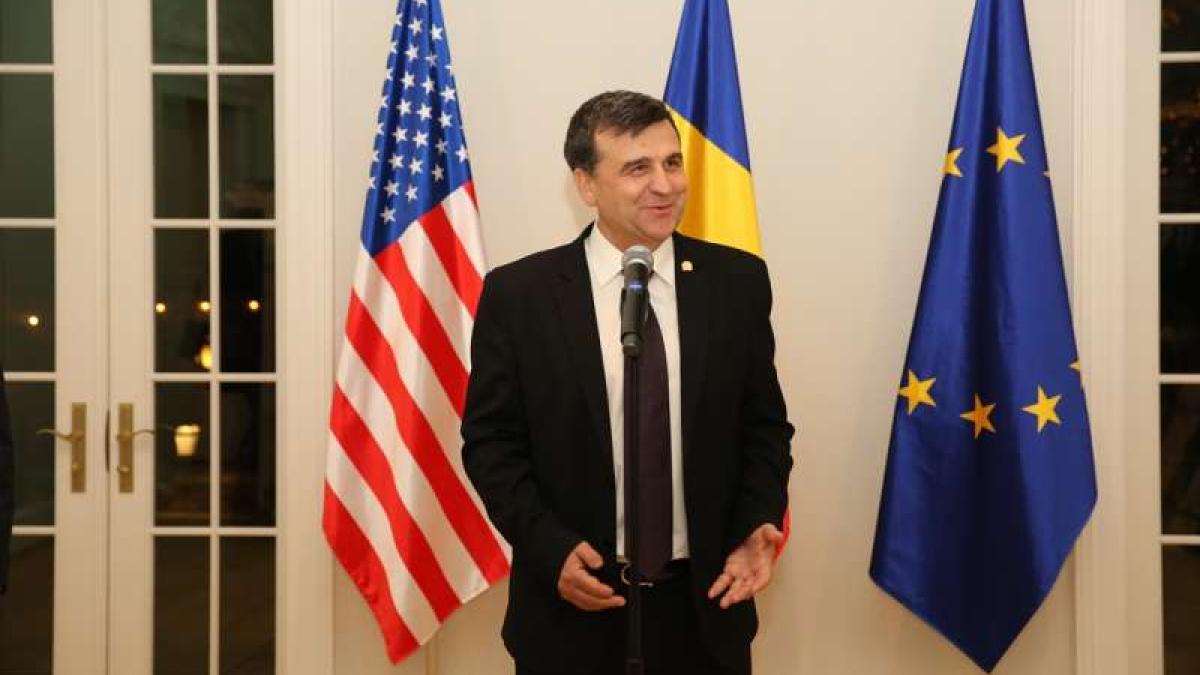 procurorul-sef-al-dna-a-subliniat-la-washington-lectiile-si-experienta-romaniei-in-lupta-impotriva-coruptiei_44058500